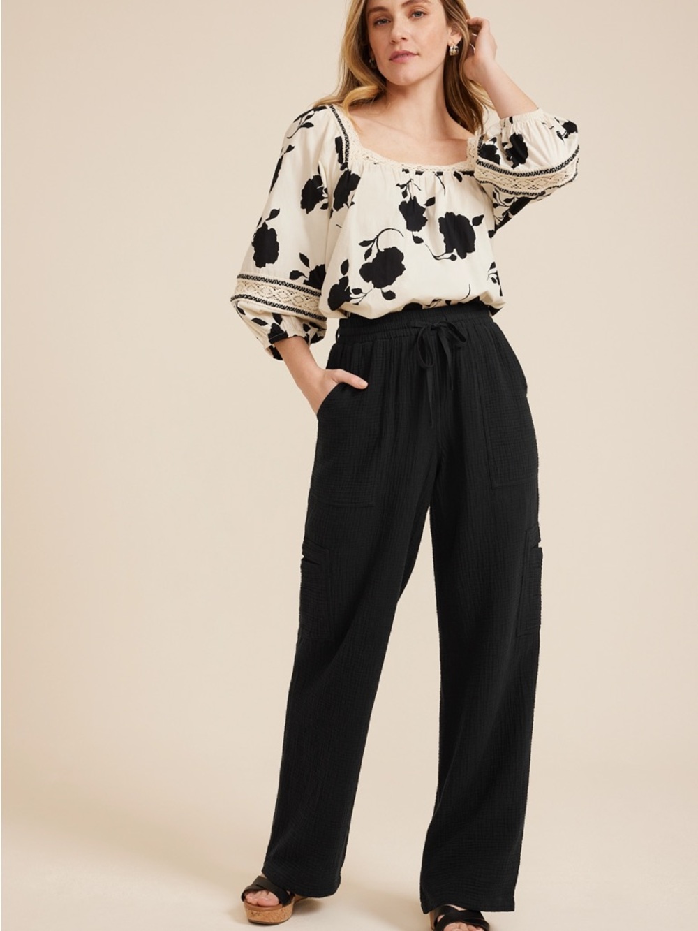 Maurices Black Gauze Drawstring Wide-Leg Cargo Pants Size 14 Long/Tall